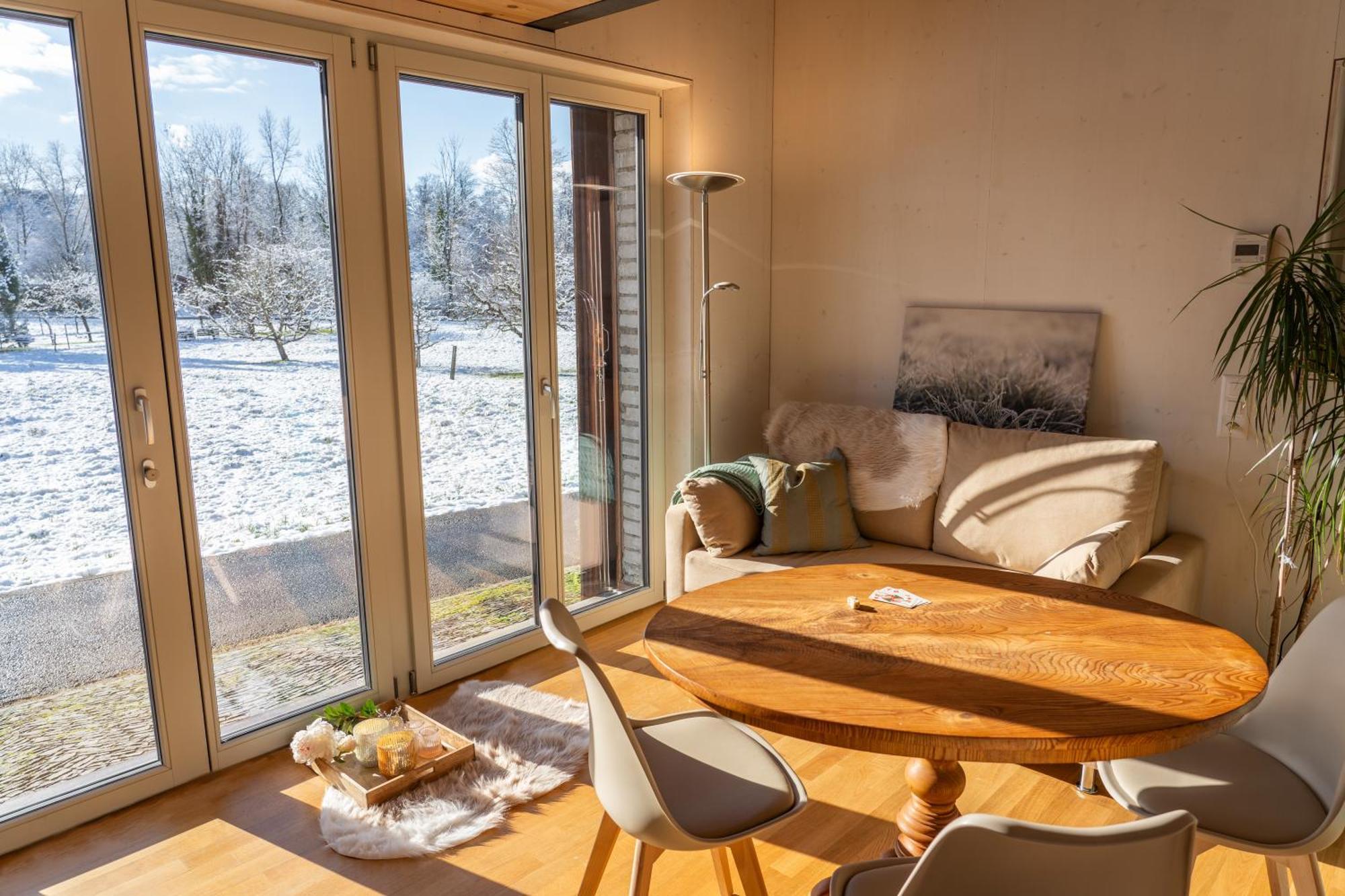 Tiny House Chez Claudine - Relaxen, Workspace, Naehe Thermen, Netflix, Free Parking & Wifi Brugg  Extérieur photo