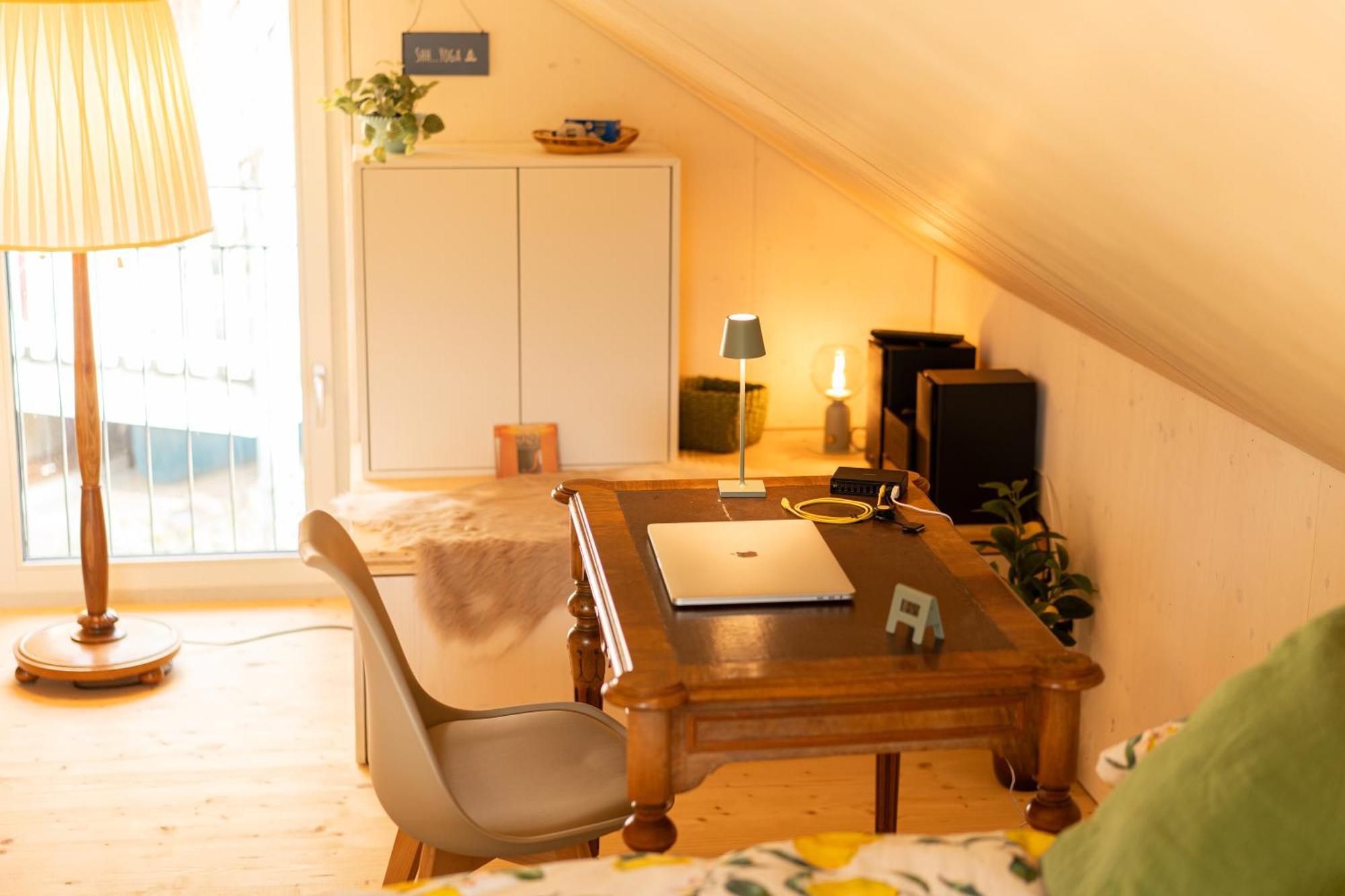 Tiny House Chez Claudine - Relaxen, Workspace, Naehe Thermen, Netflix, Free Parking & Wifi Brugg  Extérieur photo