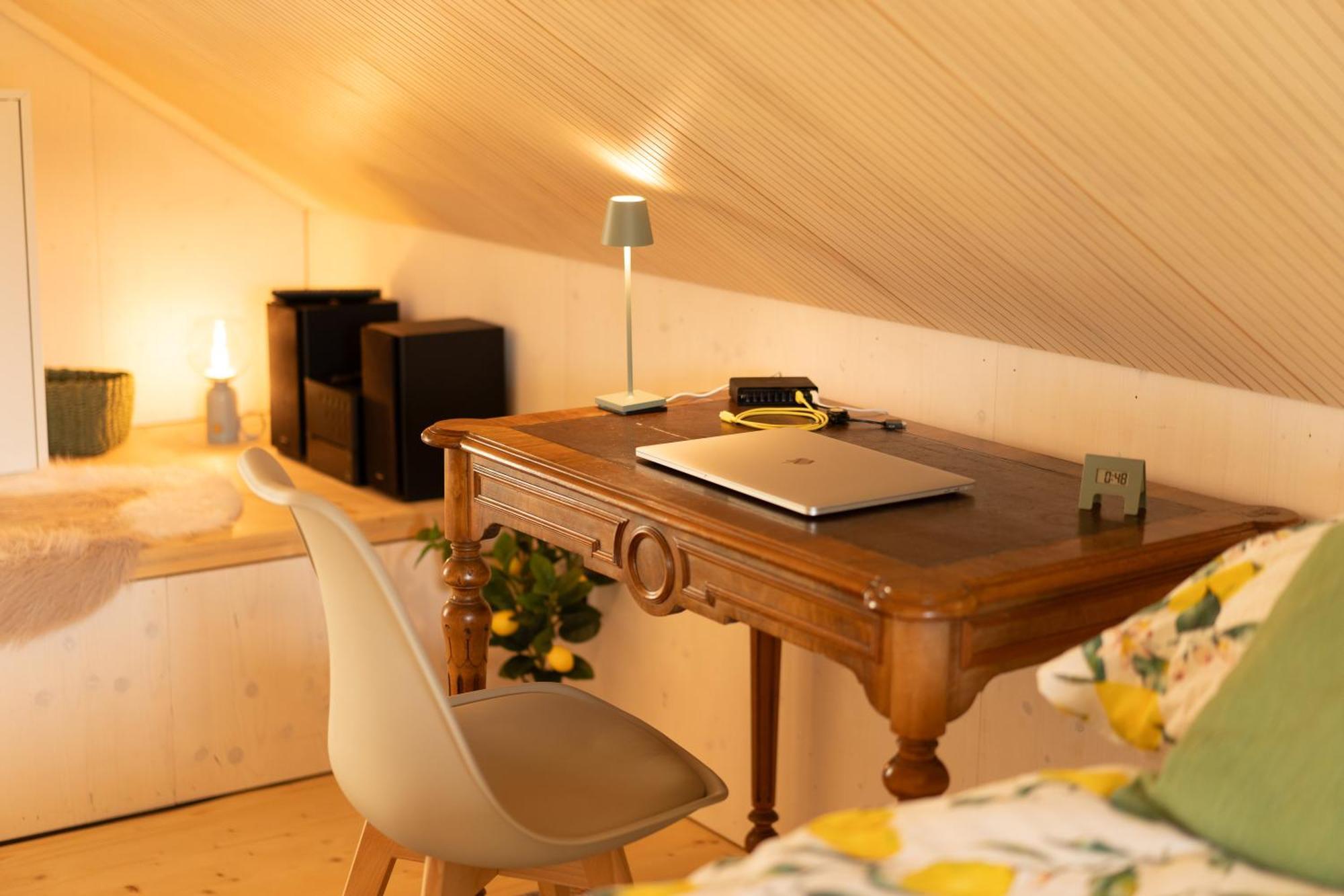 Tiny House Chez Claudine - Relaxen, Workspace, Naehe Thermen, Netflix, Free Parking & Wifi Brugg  Extérieur photo